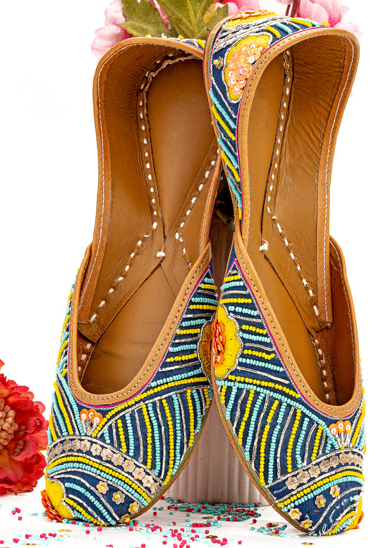 Beads embroidered mojri