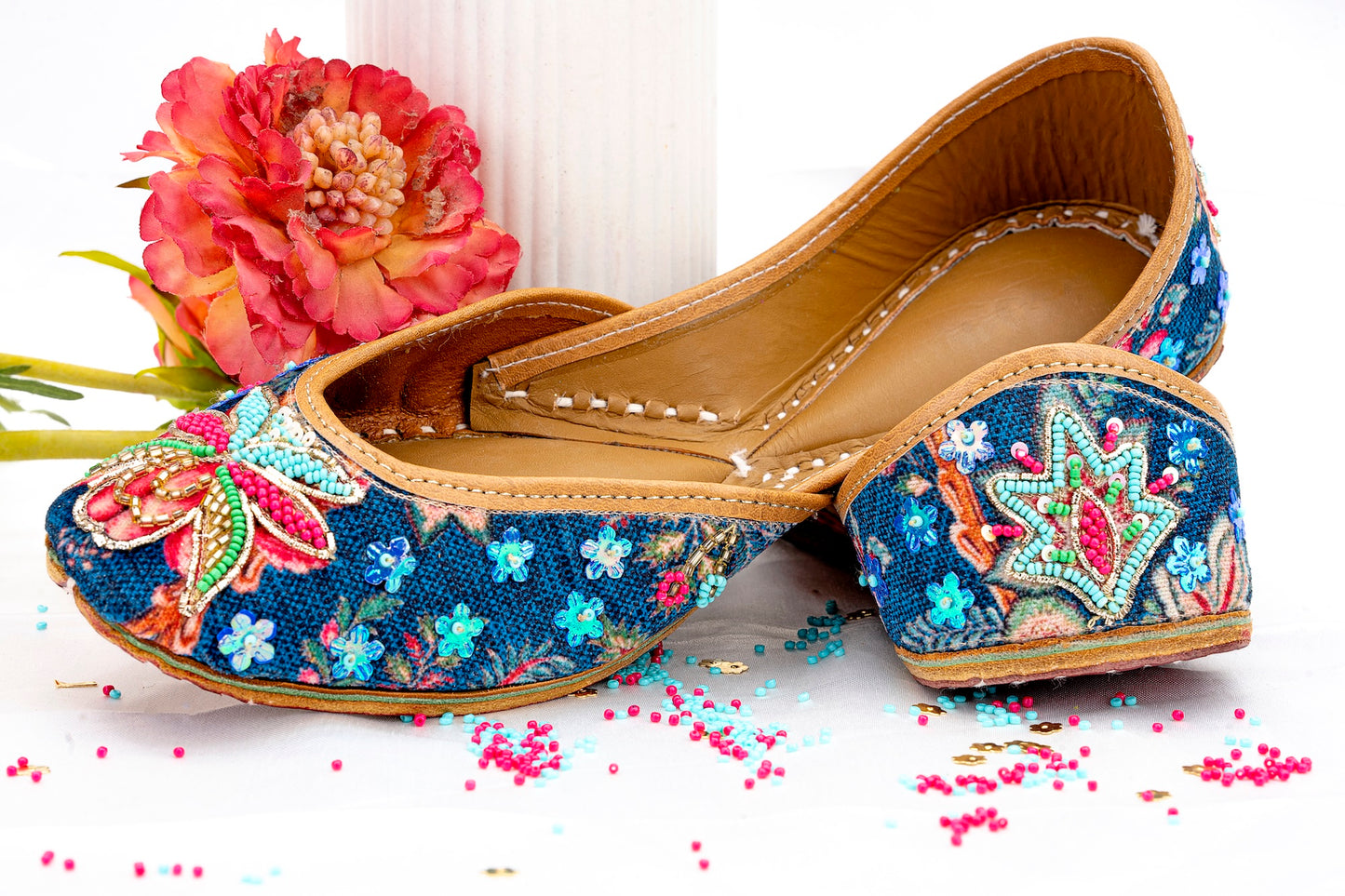 Blue embroidered mojri