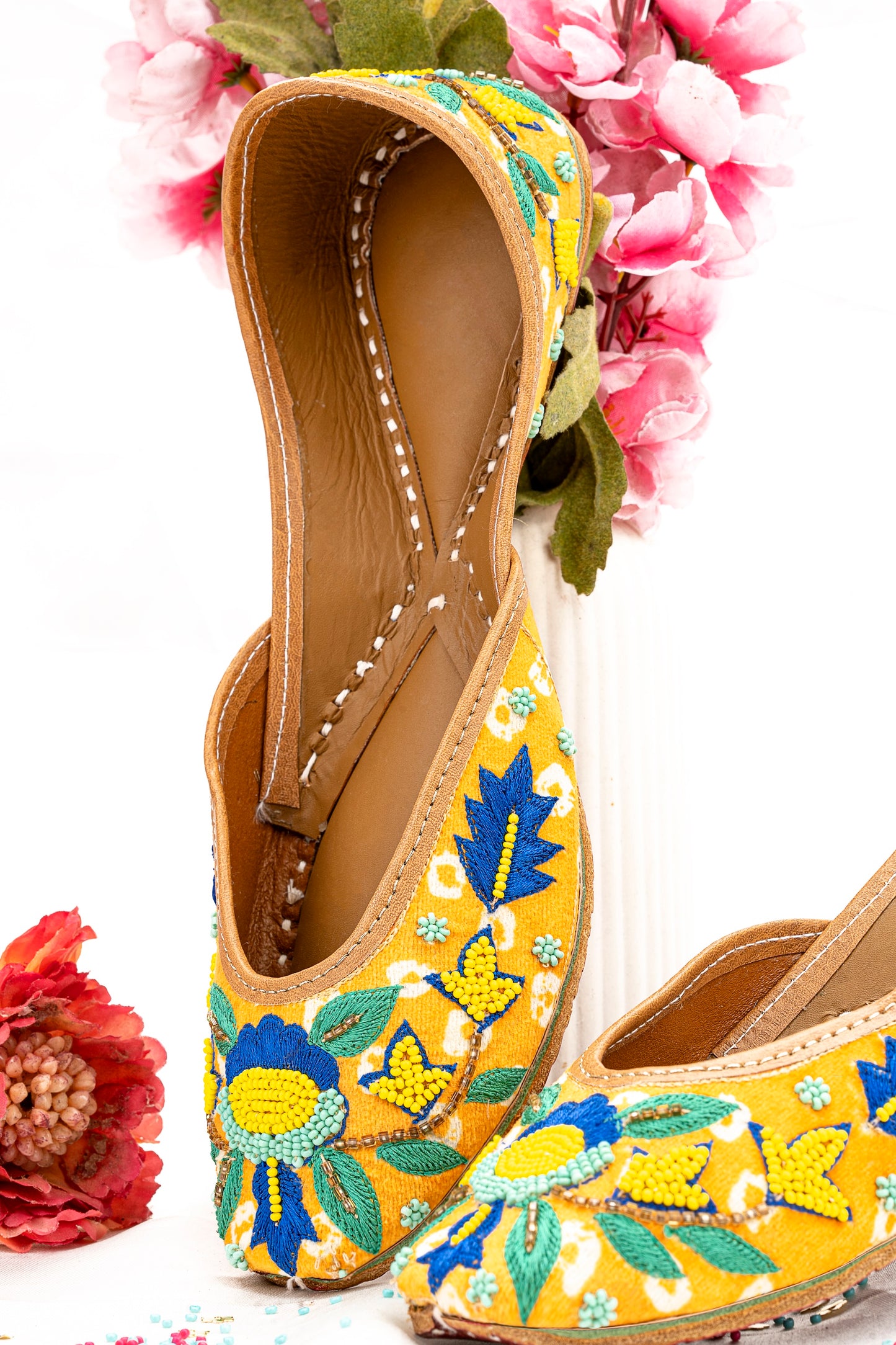 Yellow embroidered mojri