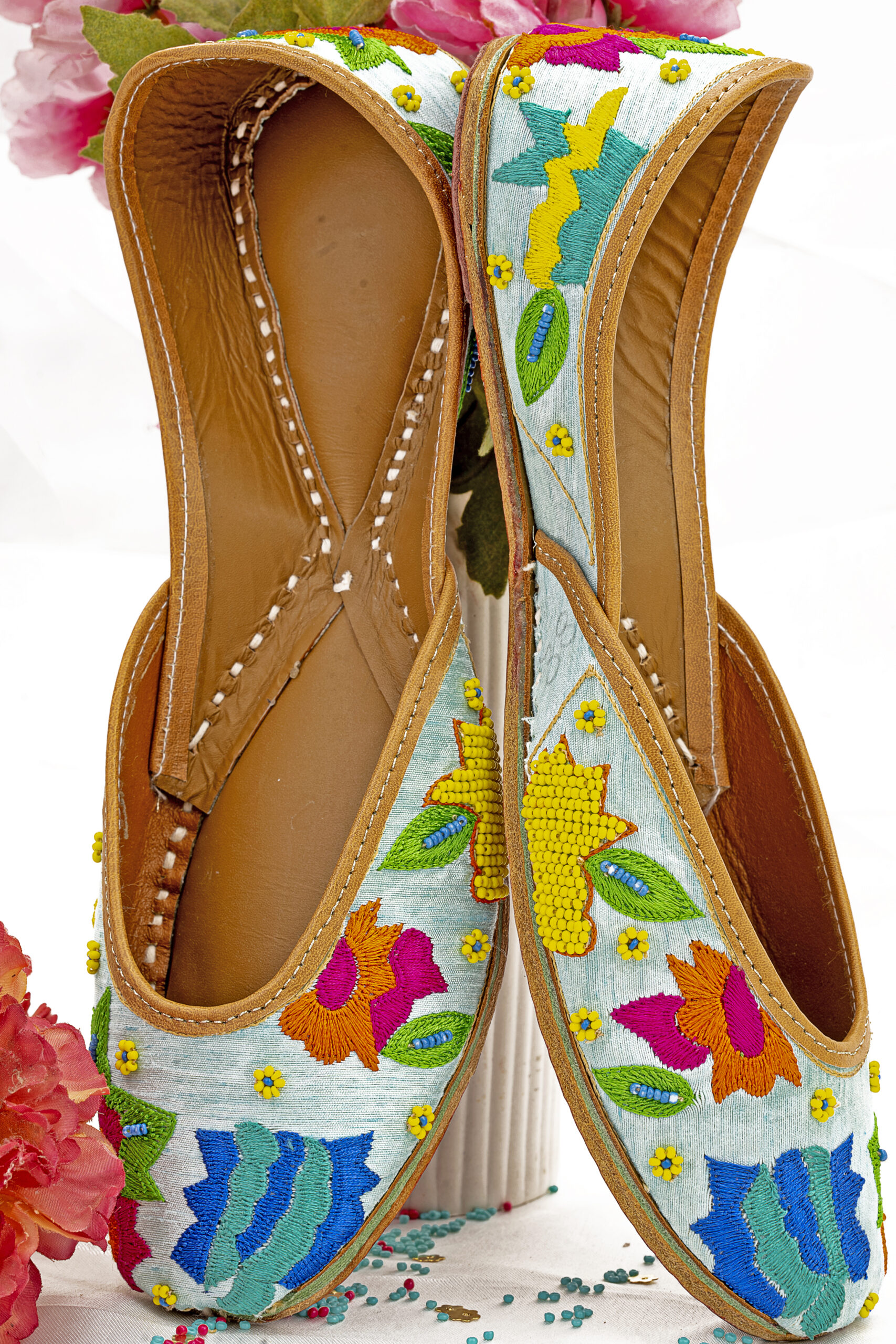 Luxurious Indian silk juttis with leather sole and comfort - Image 2